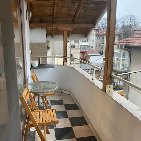 Lucy Apartament * Burgas