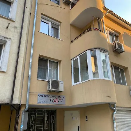 Lucy Apartament * Burgas